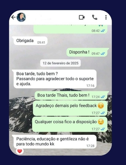 Conversa no WhatsApp: cliente agradece o suporte e elogia a paciência, a educação e a gentileza no atendimento.