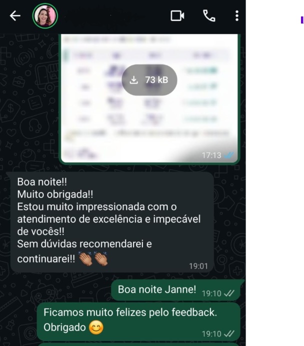 Conversa no WhatsApp: cliente elogia o atendimento de excelência e diz que vai recomendar e continuar comprando.